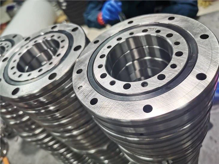 cross roller bearing 4
